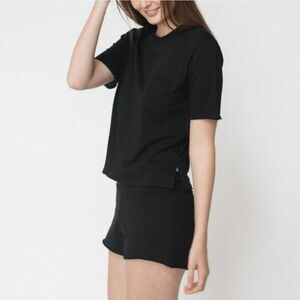 Lunya solid black pima cotton short sleeve front pocket tee top
